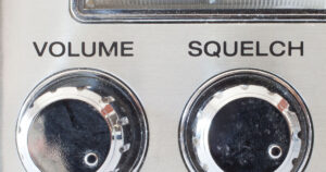 knobs that control volume and squelch on a cb radio